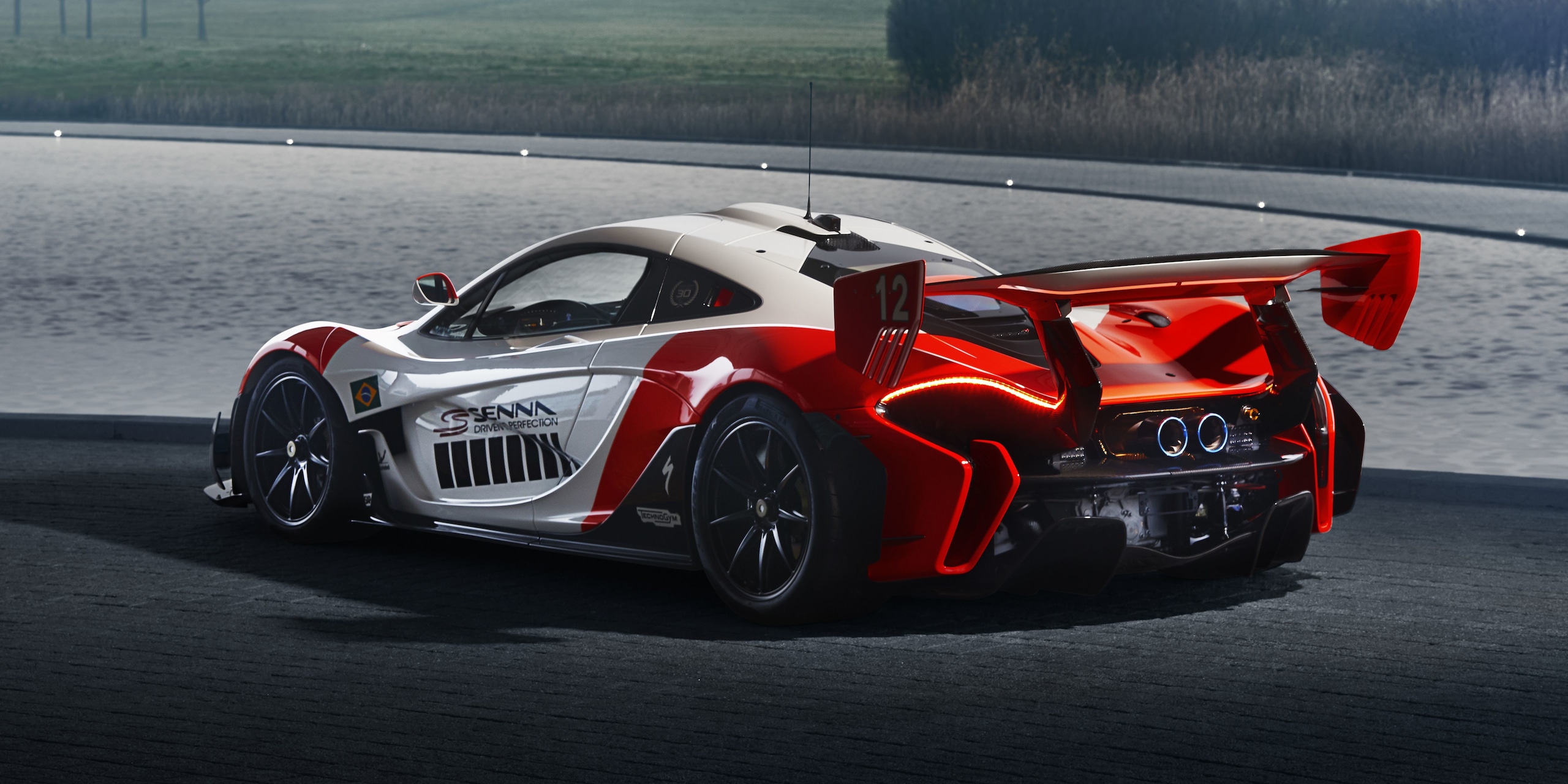 McLaren P1 GTR, omaggio a Senna a 30 anni dal titolo