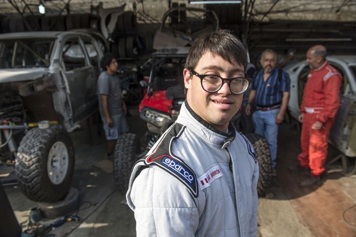 Lucas Barron è il primo concorrente con la sindrome di Down alla Dakar