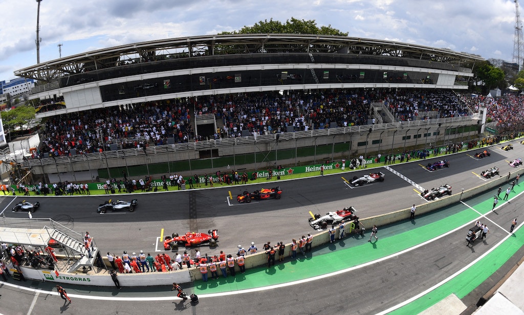 F1, più azione e sorpassi dalla griglia di partenza alla pari