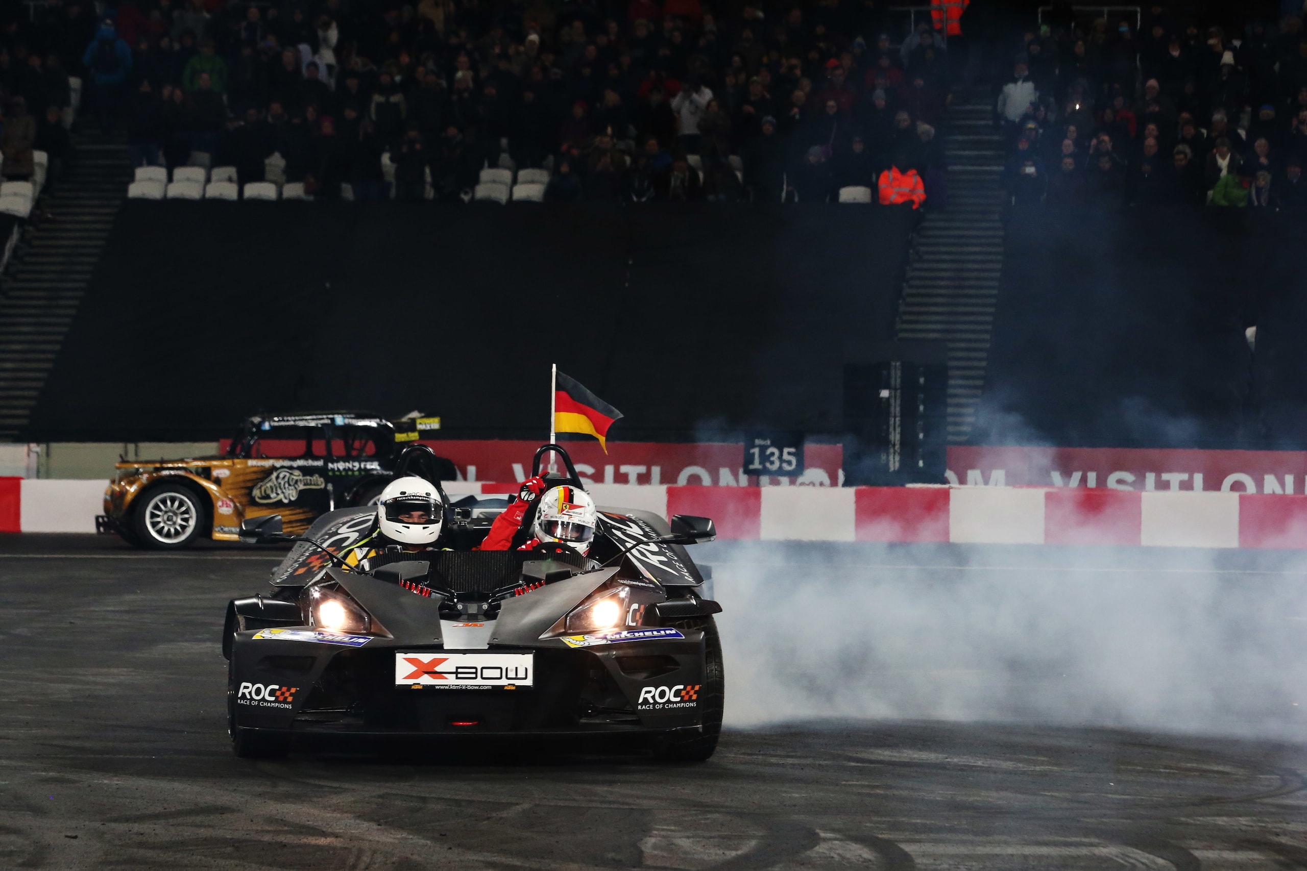 Vettel e Schumi jr. alla Race of Champions