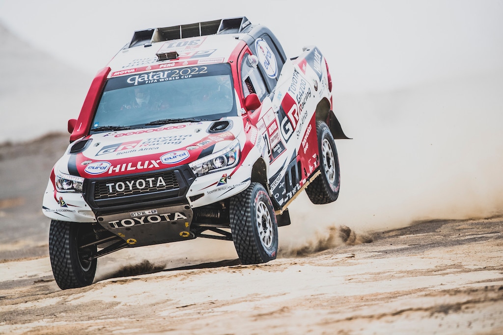 Dakar, il desiderio comune di Toyota e Alonso