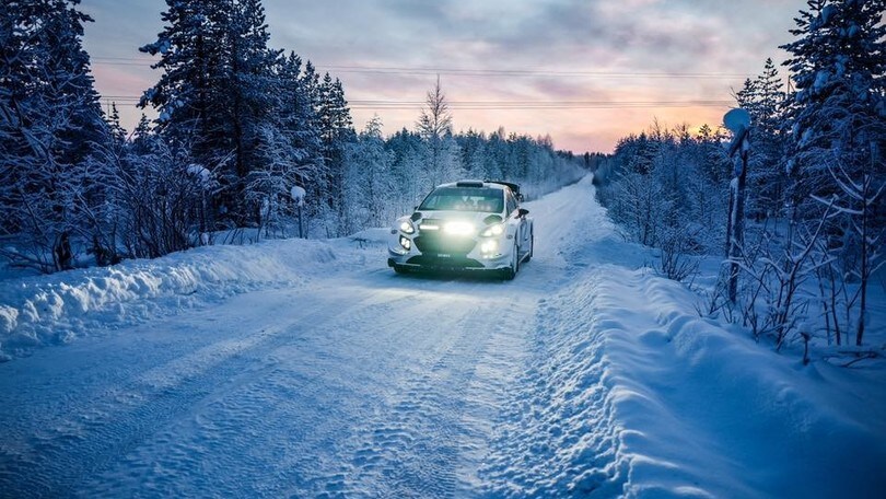 Bottas, test sulla Fiesta WRC