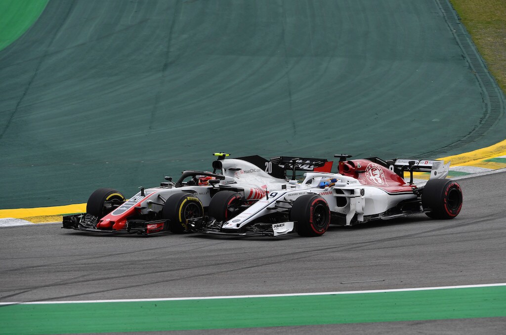 F1, Magnussen vita da mediano: costretto a rischiare di più