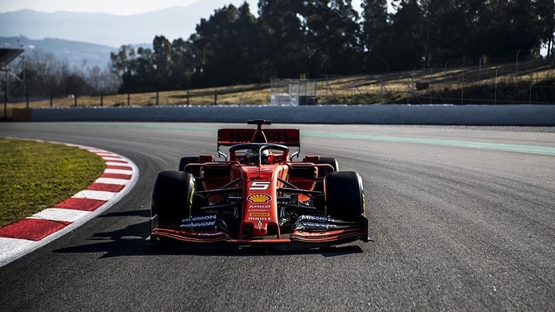 F1 Ferrari: la SF90 al debutto con Vettel