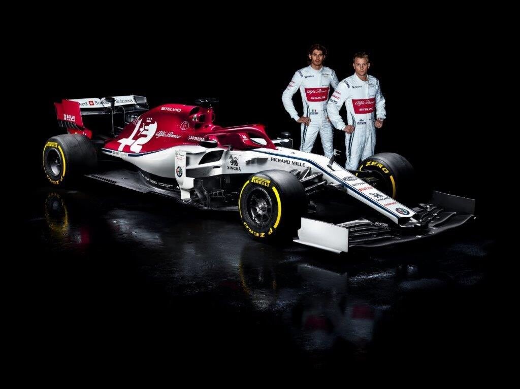 F1, Alfa Romeo svela i colori della C38 targata Stelvio e Giulia