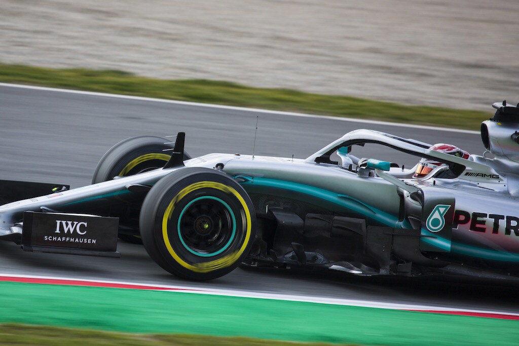 F1, Hamilton: "Ferrari sempre forte nei test"