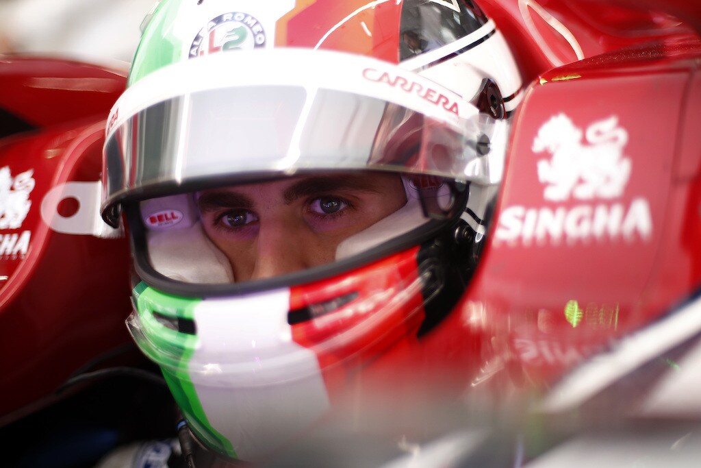 Formula 1, test Barcellona: Giovinazzi in testa al mattino