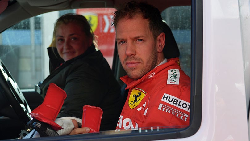 Formula 1, test Barcellona: Ferrari a muro, Mercedes a 176 giri