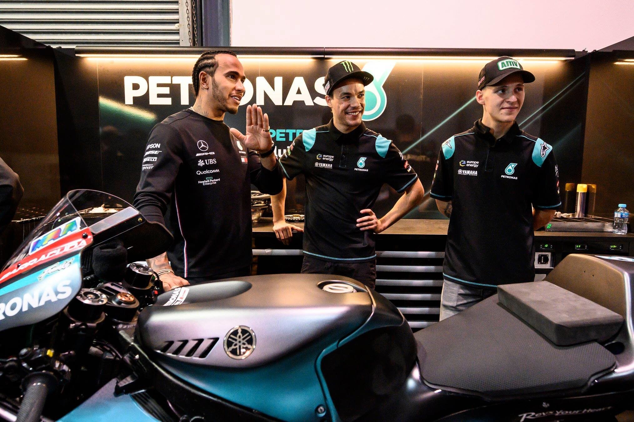 Formula 1, Hamilton: suggestione MotoGP