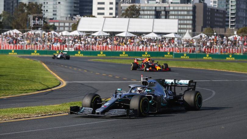 F1, Verstappen: 'DRS effetto maxi, difficile il sorpasso'