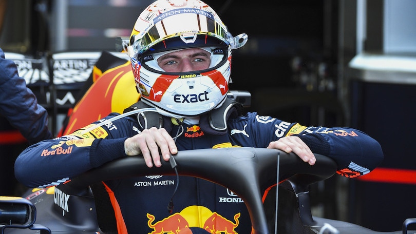 F1, Ferrari in pole in Bahrein: pole di Leclerc davanti a Vettel F1, Ferrari in pole in Bahrein: pole di Leclerc davanti a Vettel