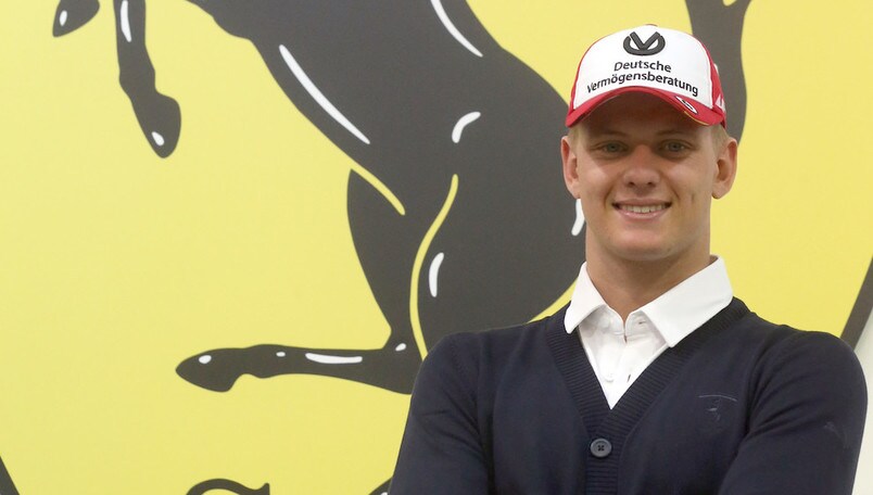 F1, ufficiale: Mick Schumacher proverà la Ferrari nei test in Bahrain