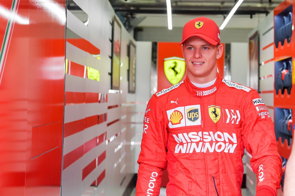 Formula 1, Test Bahrain: Mick Schumacher sulla Ferrari SF90