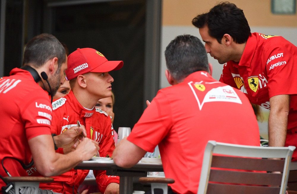 Mick Schumacher: "Nel box subito aria di casa. Seb di grande aiuto"