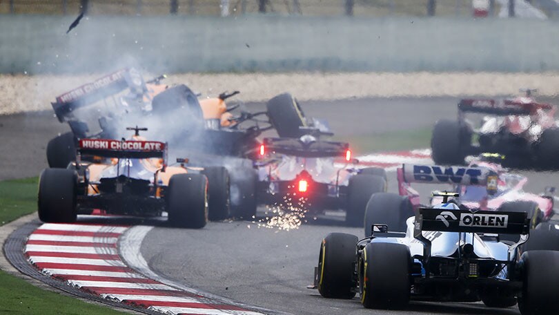 Formula 1 Cina: errore di Kvyat su Sainz-Norris