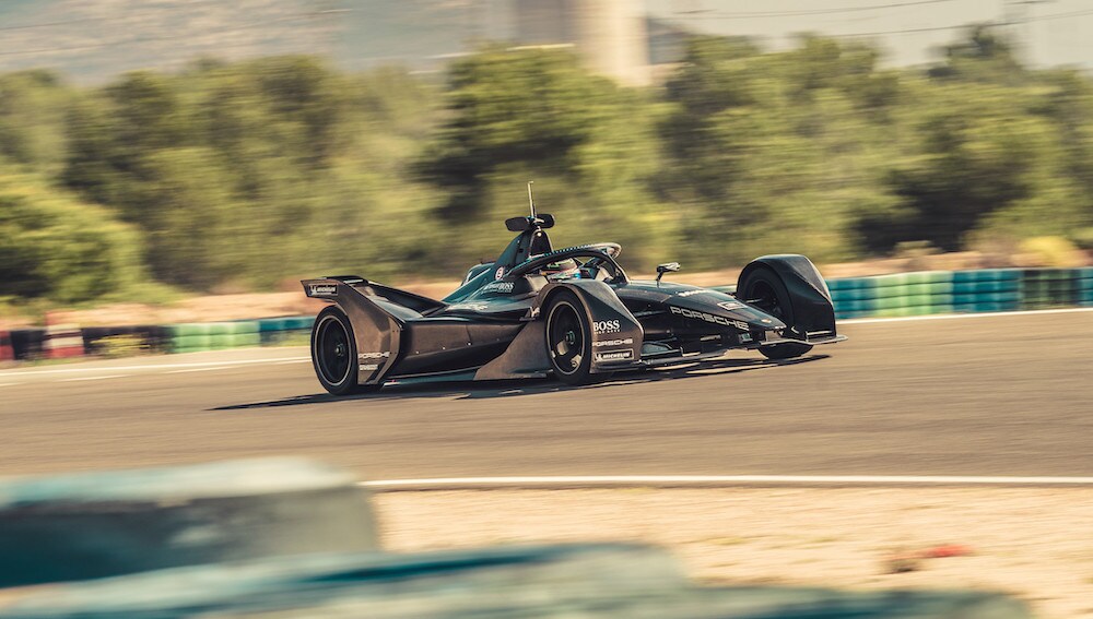 Formula E, Hartley affianca Jani nei test Porsche