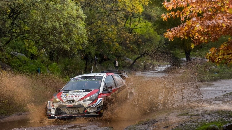 WRC, Rally Argentina: Meeke balza in testa