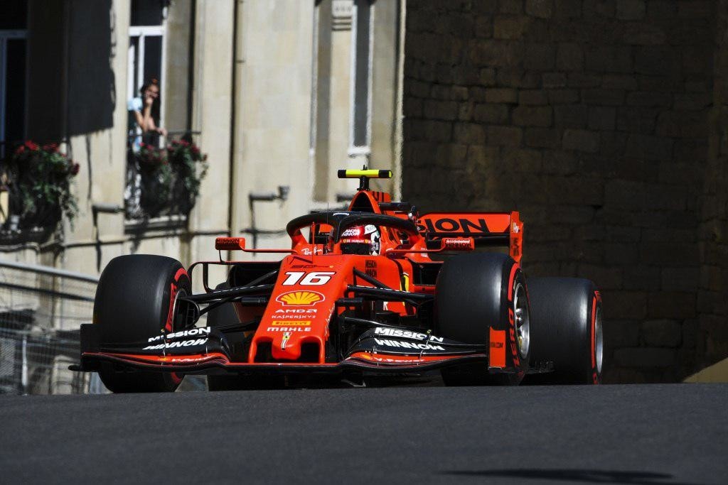 Live F1, prove libere 3 GP Azerbaijan: Leclerc controlla tutto