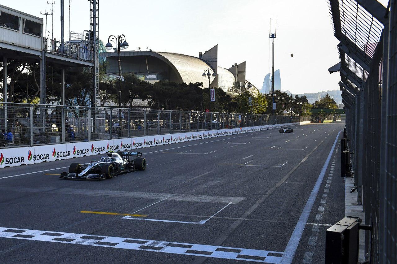 Live F1, GP Azerbaijan: vince Bottas, quarta doppietta Mercedes