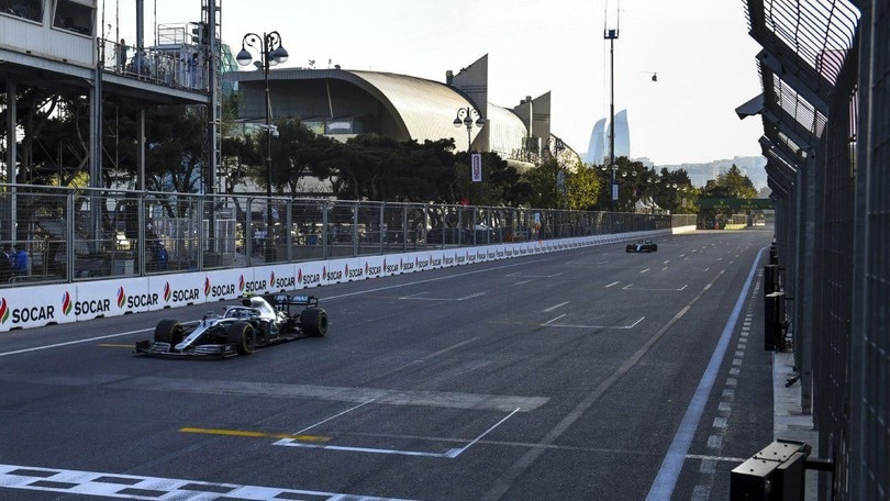 Live F1, GP Azerbaijan: vince Bottas, quarta doppietta Mercedes