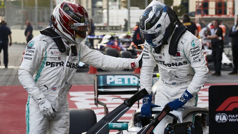 Mercedes, Wolff: "Pronti a gestire il rapporto tra Hamilton e Bottas"