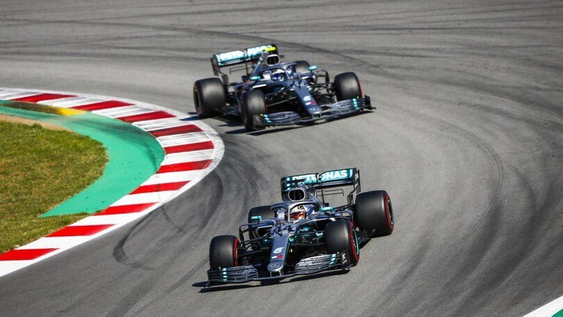 Live F1, GP Spagna: vince Hamilton, quinta doppietta Mercedes
