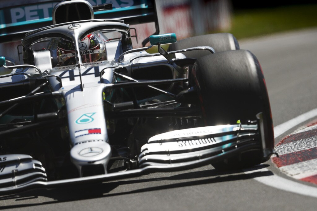 Mercedes, GP Canada: perdita idraulica dal motore di Hamilton