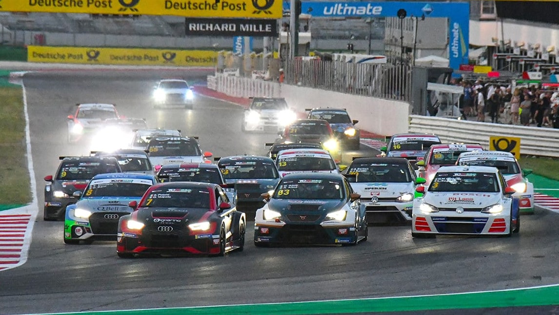 TCR DSG Endurance: gli Altoè vincono nella notte di Misano