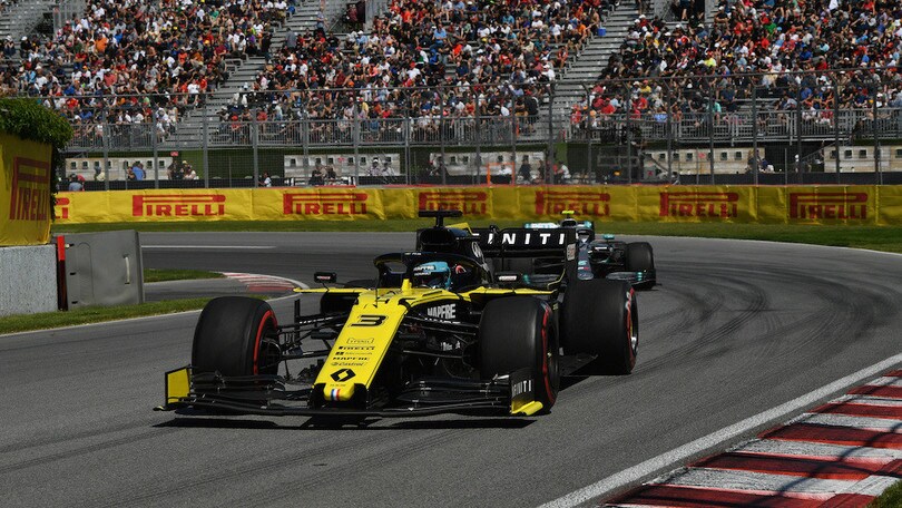 Ricciardo GP Canada, lotta con Bottas misura la fiducia in frenata