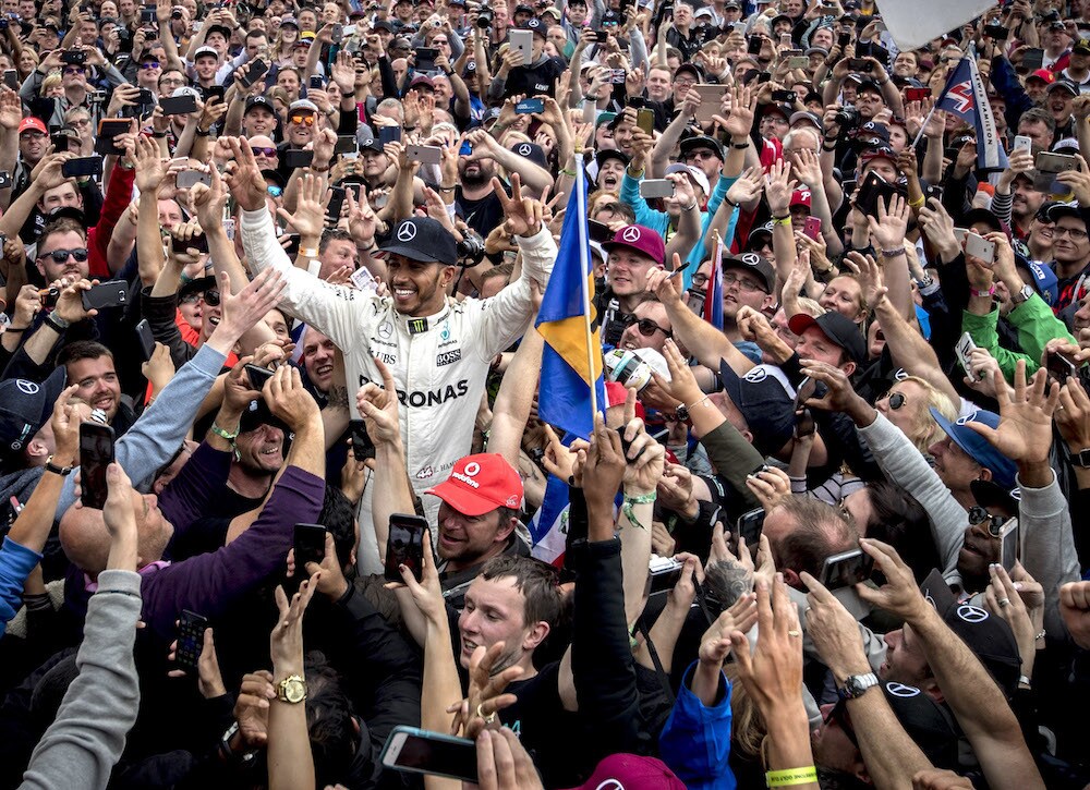 GP Gran Bretagna, Hamilton: la F1 non può voltare le spalle a Silverstone