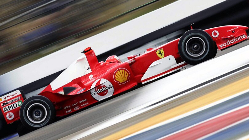 Mick Schumacher e la F2004 per i 15 anni dall'ultimo Mondiale di papà