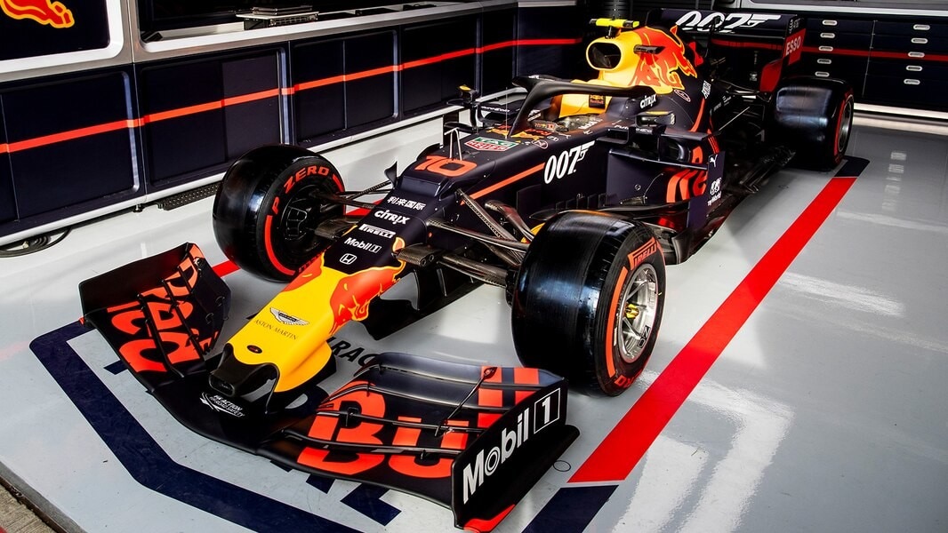 F1, Red Bull celebra James Bond nella 1007° gara: le foto