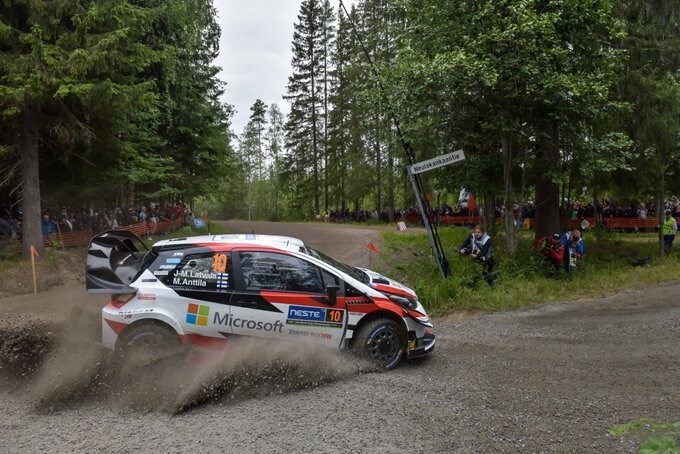 WRC, Rally di Finlandia: Latvala chiude in testa la prima tappa