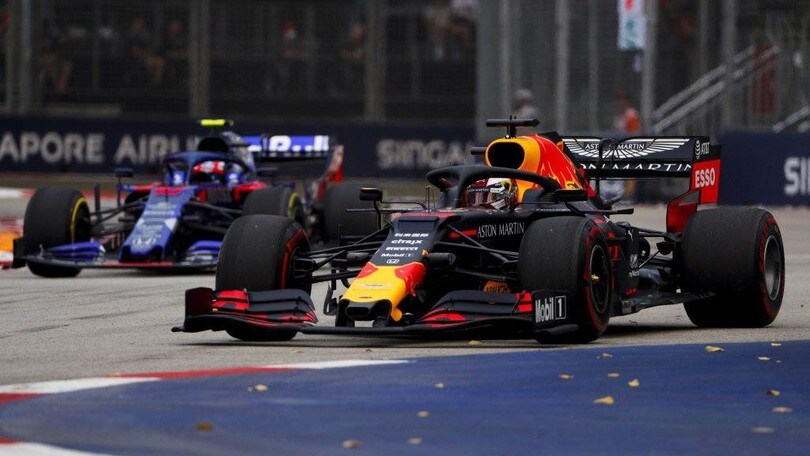Live F1, GP Singapore: Verstappen su Vettel nelle prime prove, guai per Bottas e Leclerc