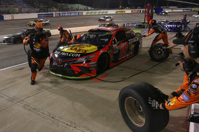 Nascar: a Richmond vince ancora Truex
