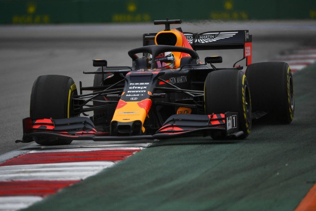 Live F1, prove GP Russia: Verstappen svetta su Leclerc nel duello in libere 2