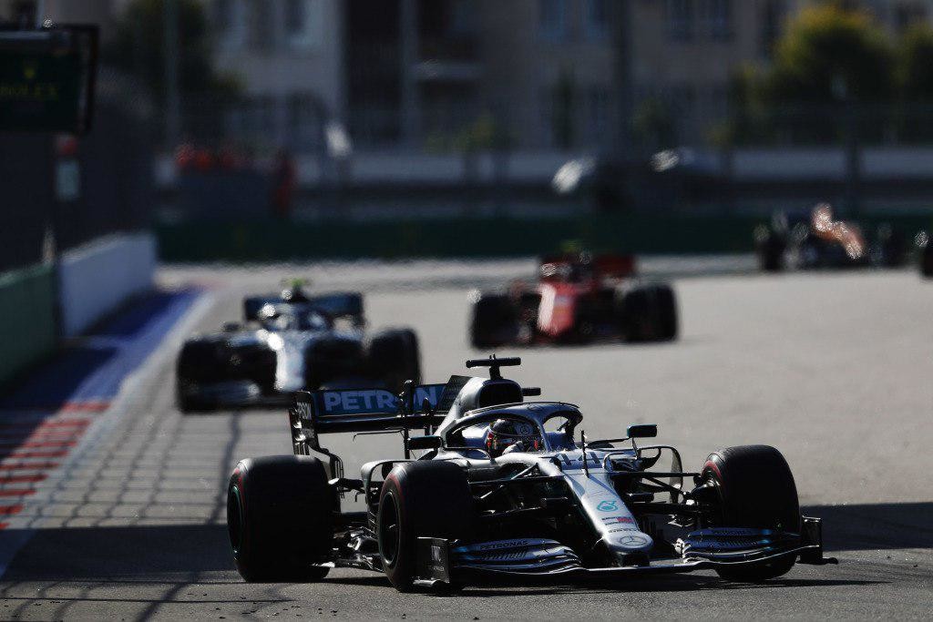 Live F1, GP Russia: vince Hamilton, clamorosa doppietta Mercedes