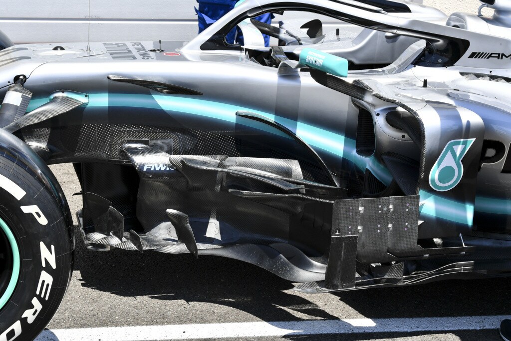 GP Giappone, Mercedes modifica i bargeboards