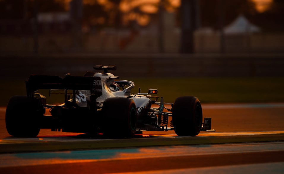 Test Abu Dhabi-2: Russell fa il ritmo, Leclerc chiusura anticipata