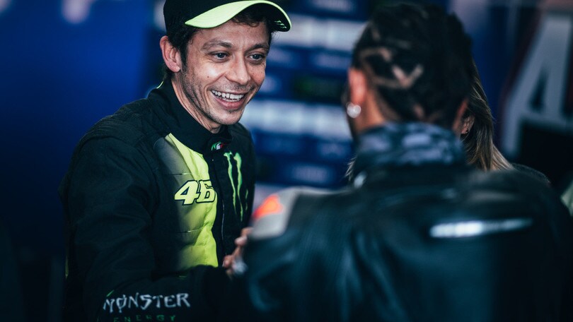 Lewis Hamilton e Valentino Rossi, #LH44VR46: le foto