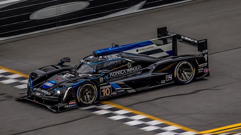 24H Daytona: vincono Cadillac, BMW e Lamborghini