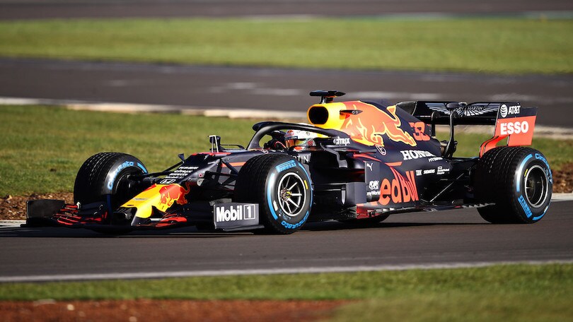Red Bull RB16: foto