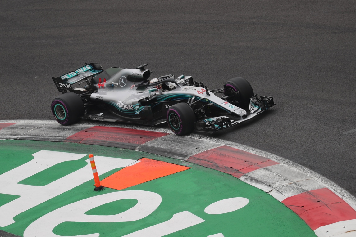 Mercedes, 9 e 10 giugno in pista a Silverstone