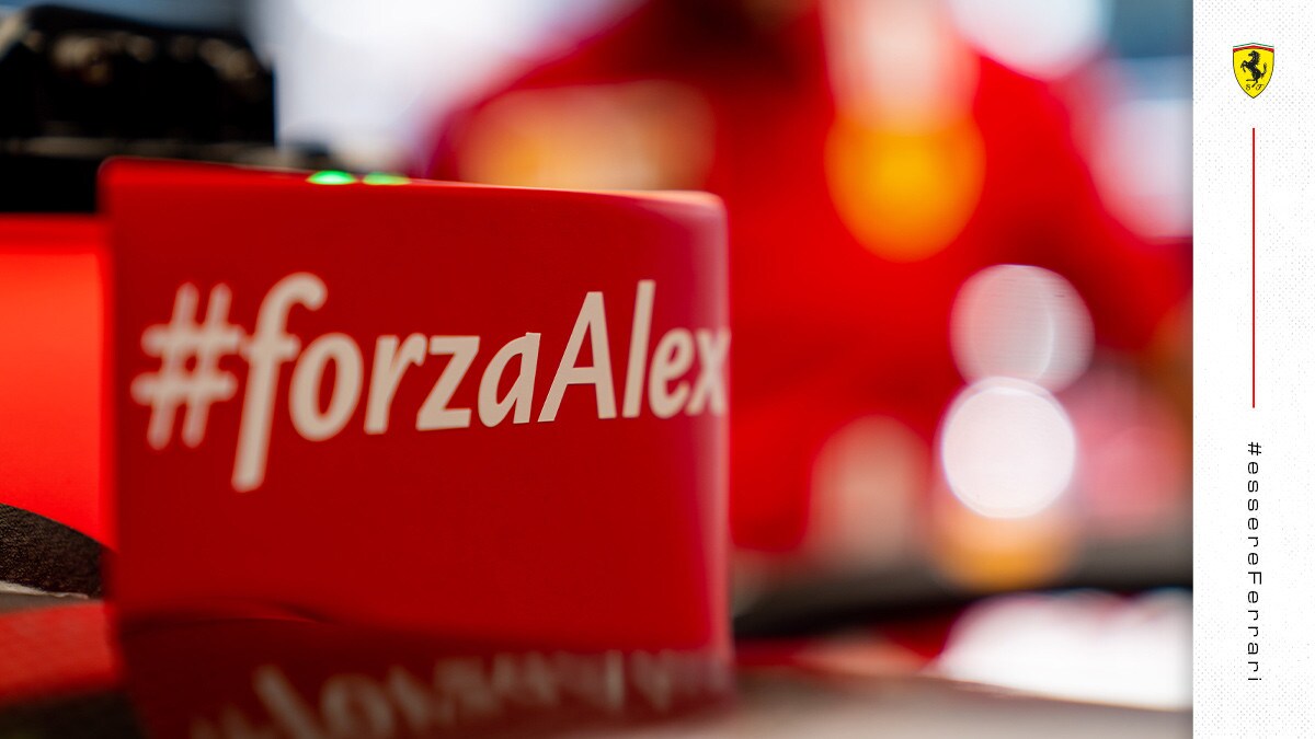 Gp Austria, Ferrari SF1000 in pista con la scritta per Zanardi #ForzaAlex!