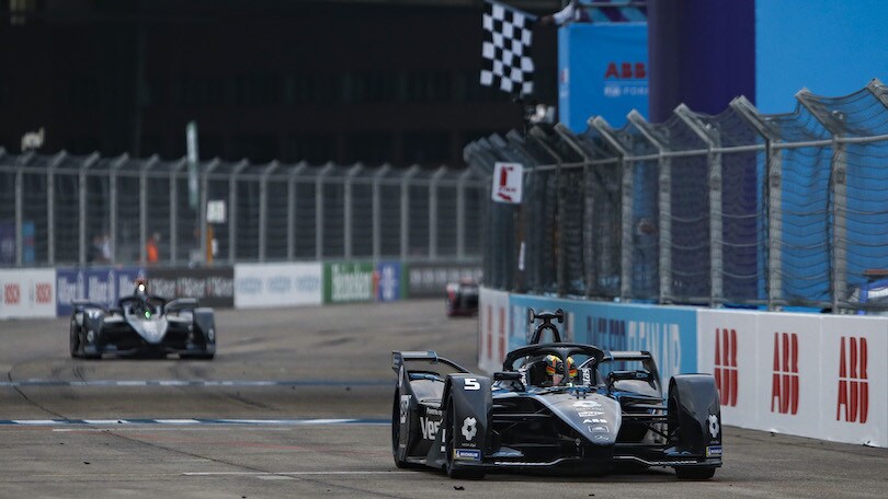 ePrix Berlino Round 11: festa Vandoorne e Mercedes, Massa lascia la Formula E