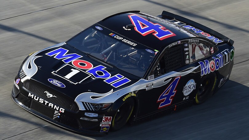 Nascar: settimo successo per Harvick in gara 2 a Dover