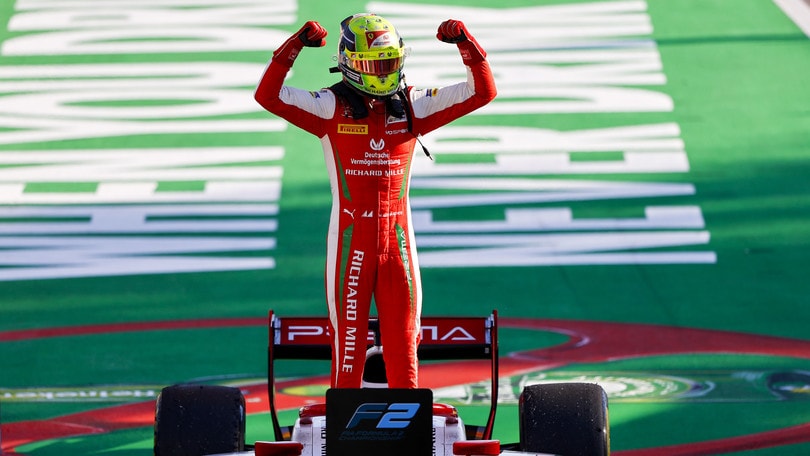 Formula 2, Mick Schumacher vince a Monza!