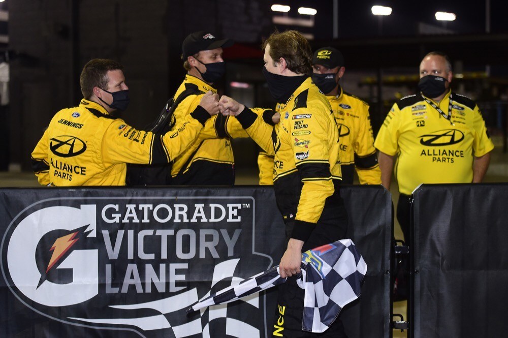 Nascar: Keselowski centra la vittoria a Richmond