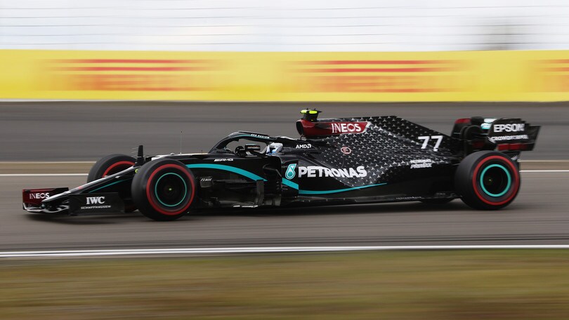 GP Eifel, Bottas: "Il danno era grande, mi hanno chiesto di fermarmi"