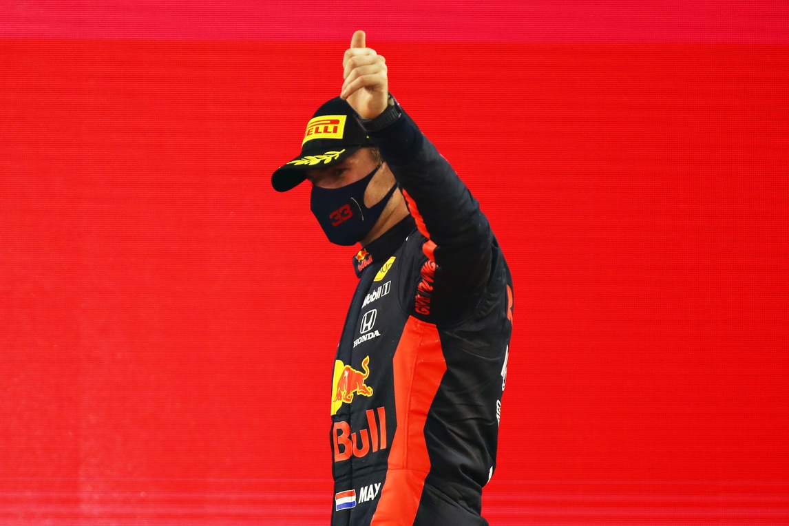 GP Bahrain, Verstappen: "Mercedes sempre pronta, ma contento del 2° posto"